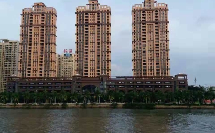 ?？谑虚L(zhǎng)提中心